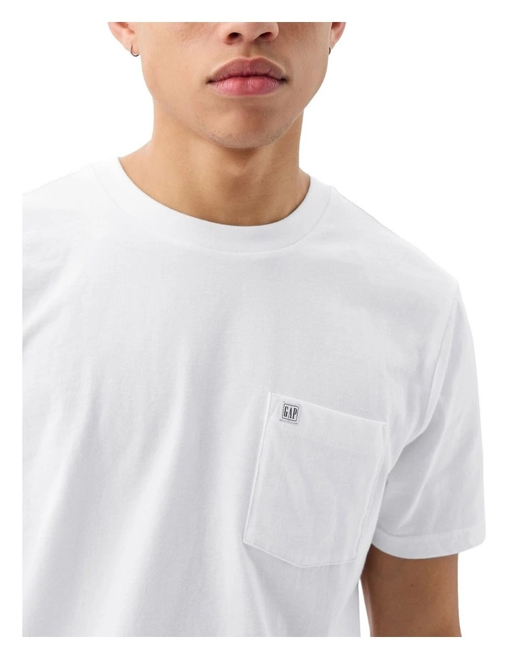 Intl - F Short Sleeves Pkt Logo T-shirt in White image 3