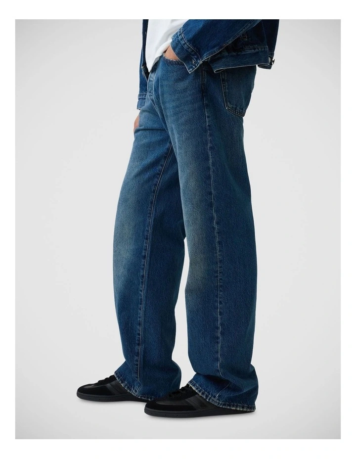 '90s Loose Jeans image 2