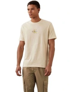 Monologo Graphic Short Sleeve Crewneck Tee in Cream