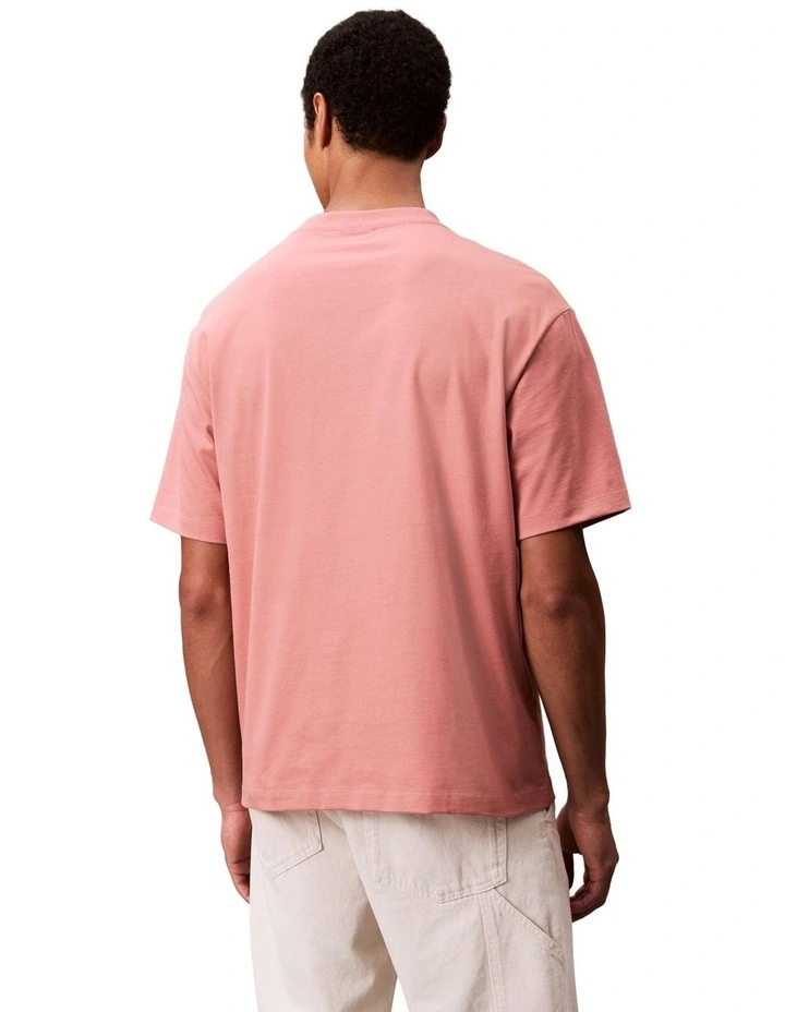 Short sleeves Relaxed Fit Graphic Tee 16S in Red image 2