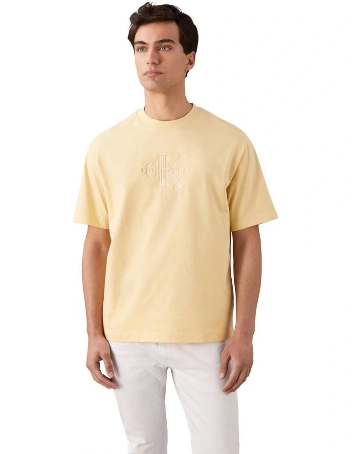 Short Sleeves Hero Monologo Embroidered 16S Crewneck Tee in Cream image 1