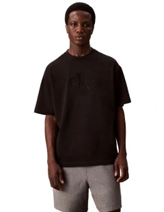 Short Sleeve Hero Mono Logo Embroider 16S Crewneck Tee in Black