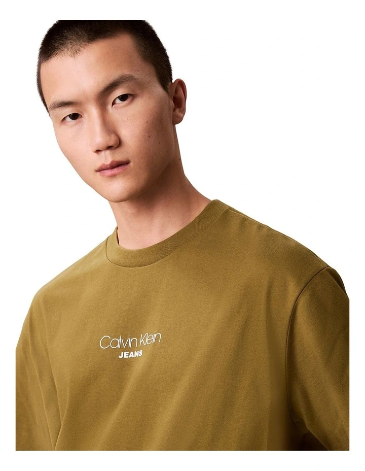 Short Sleeve Relaxed Fit Graphic Tee in Green image 4