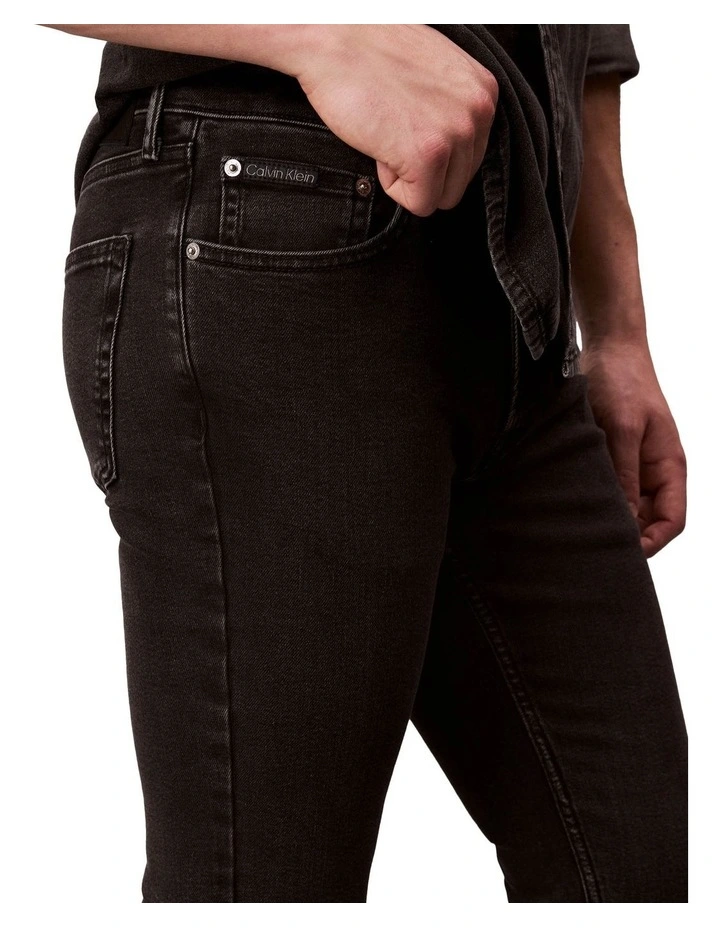 Skinny Jean in black image 5