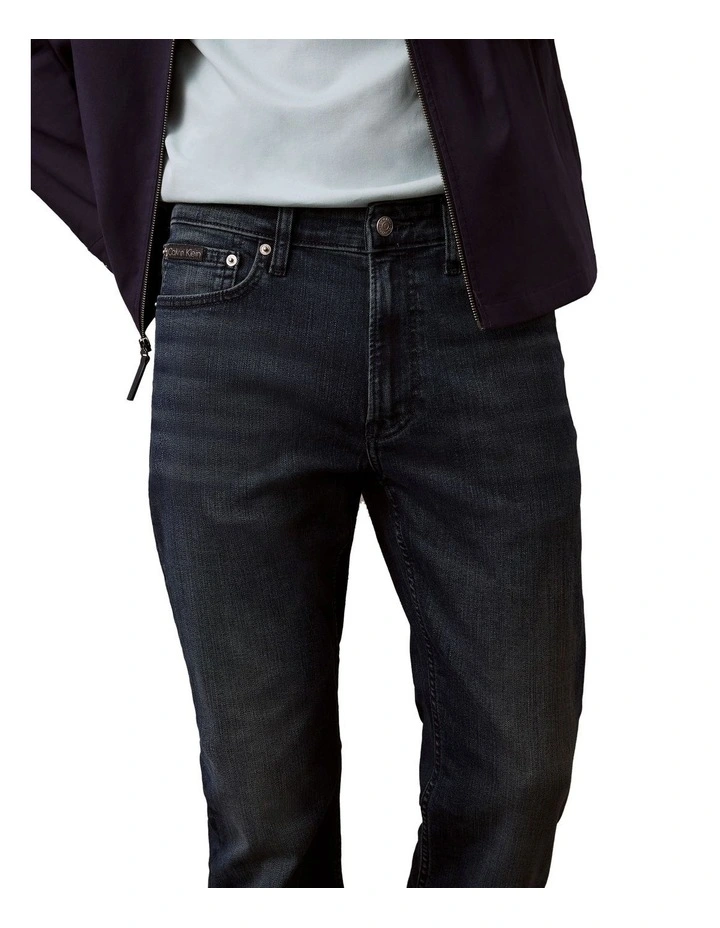 Slim Jean in Blue image 3