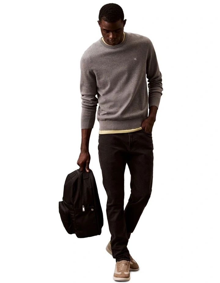 Slim Taper Essential Black Jean image 6