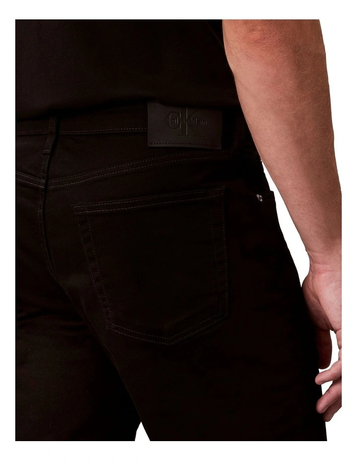 Standard Straight Jeans in Forever Black image 5