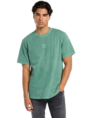 International Pine colour