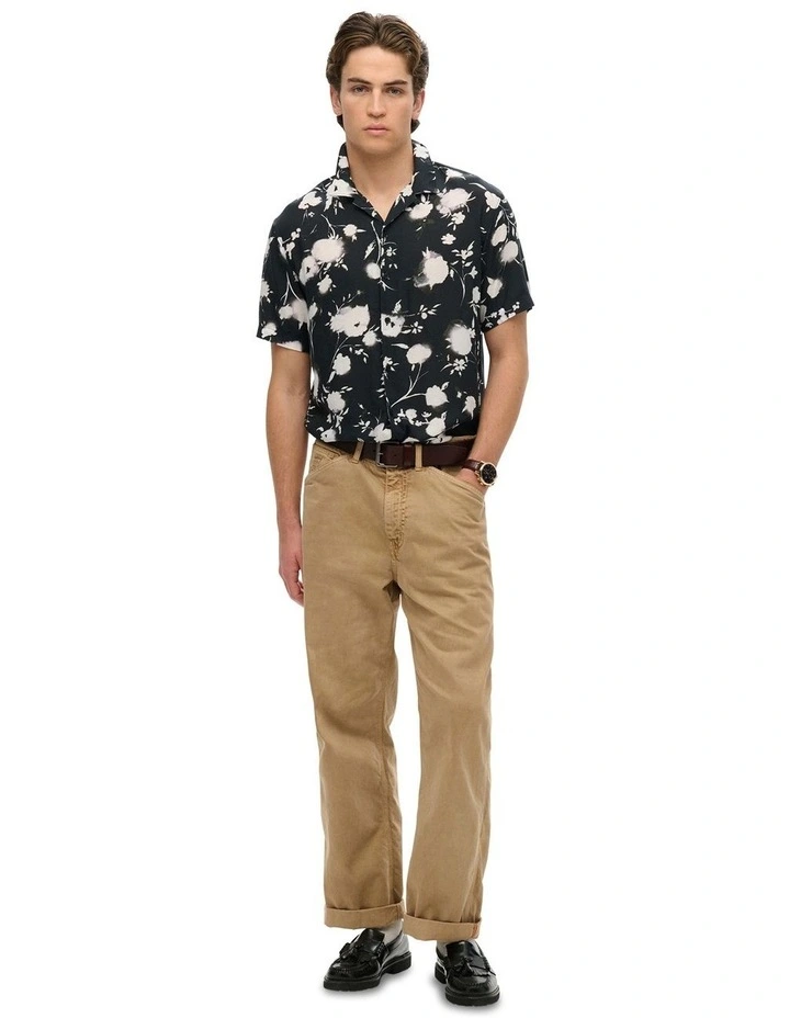 Short Sleeves Print Shirt in Abstract Floral image 4