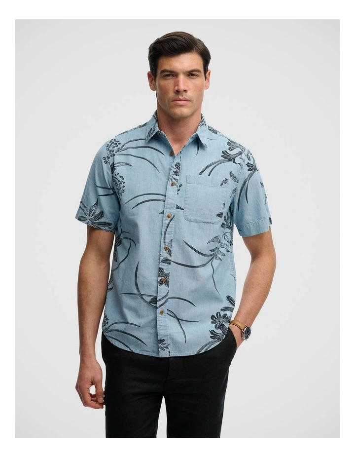 Vintage Loom Short Sleeve Shirt in Mid Wash Blue Hawaiian image 1