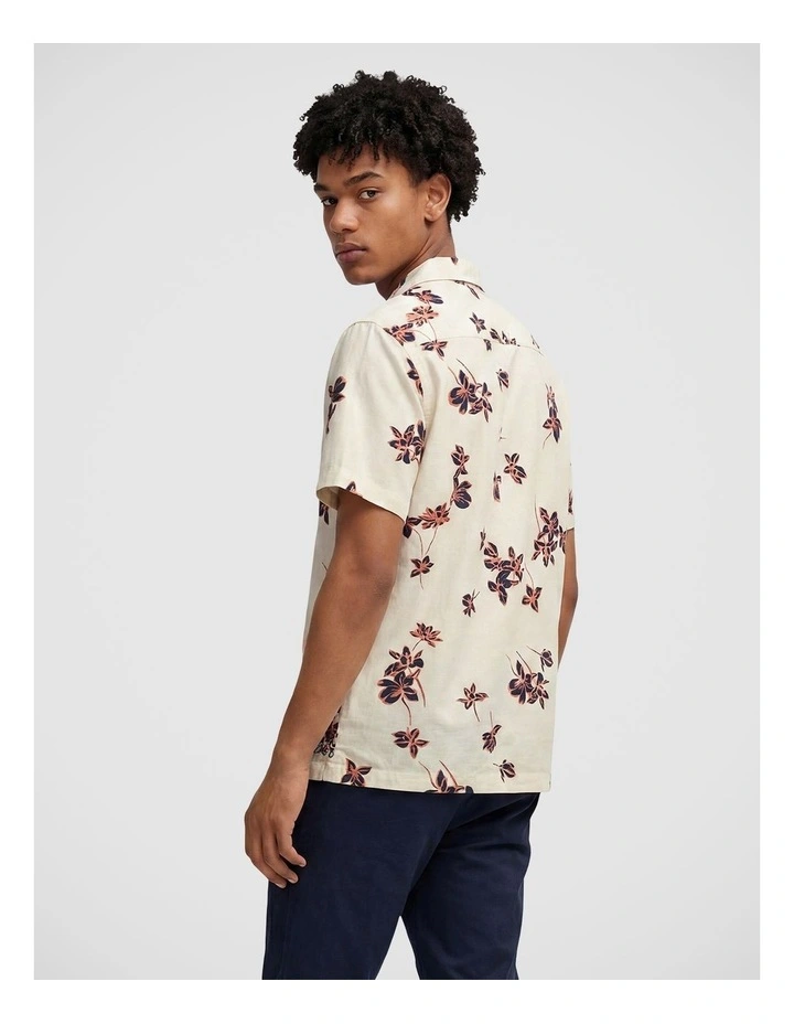 Cabana Print Short Sleeve Shirt in Lotus Flower Off White image 2