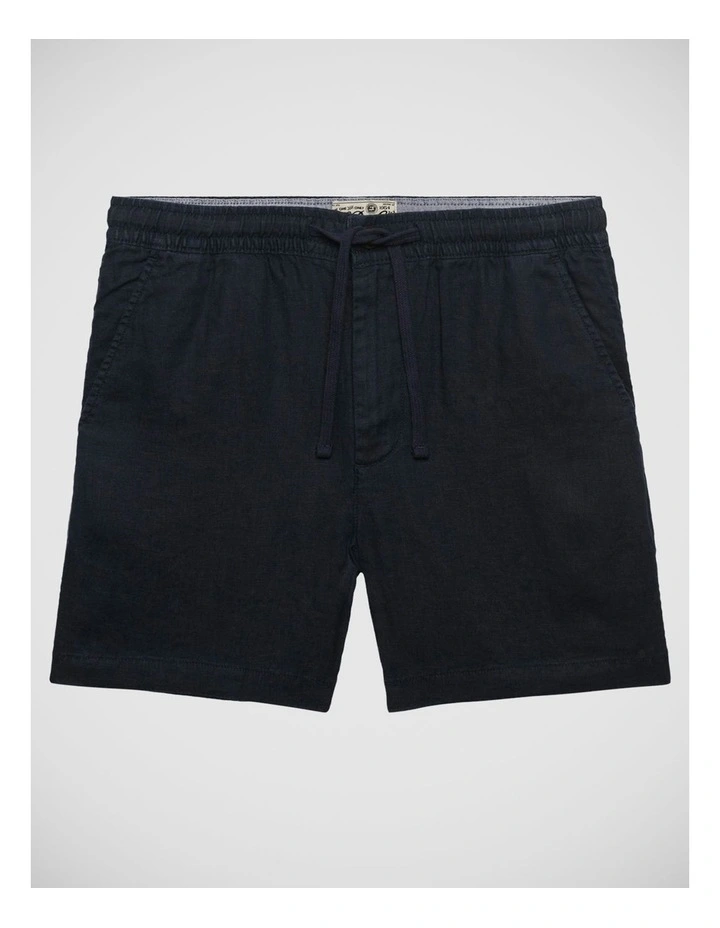 Merchant Linen Short in Eclipse Navy image 6