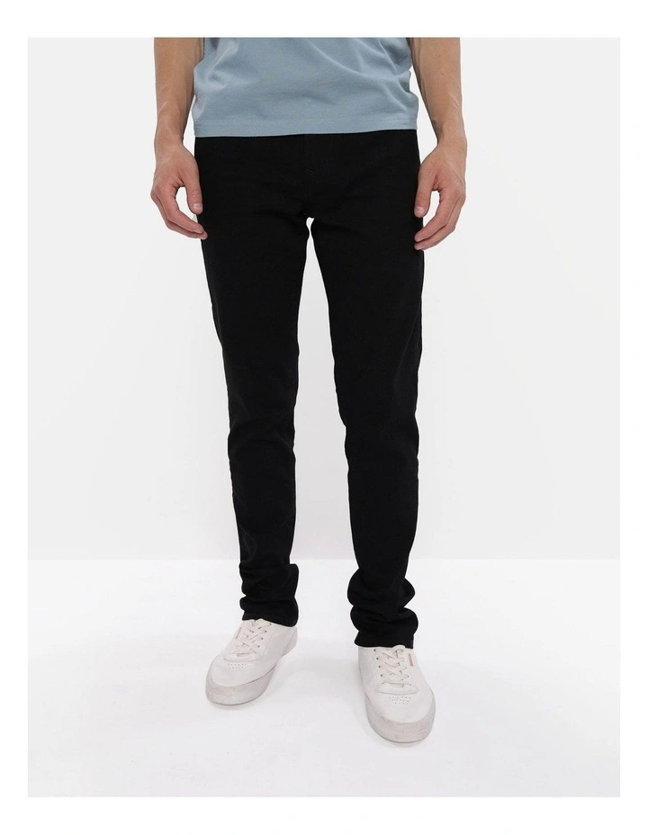 Flex Slim Jean in Always Black image 1
