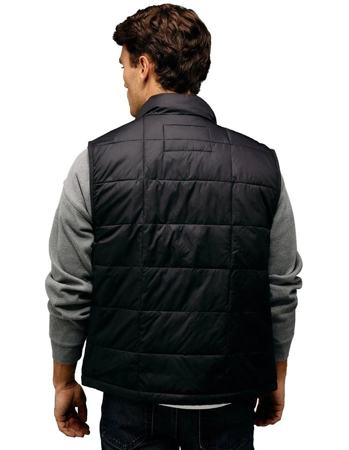 Lightweight Puffer Vest in Black image 2