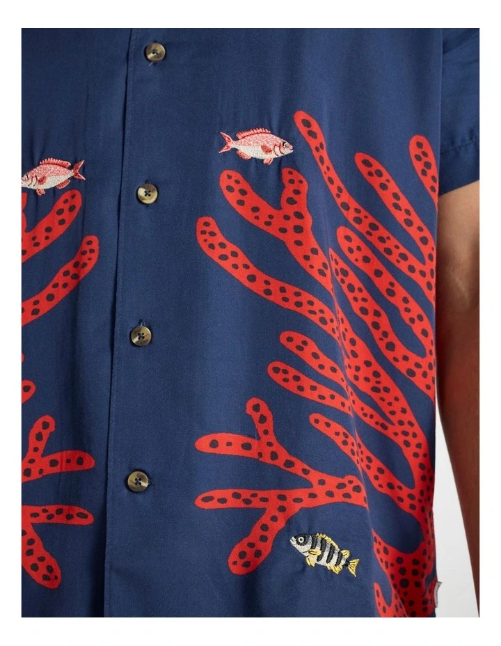 Against The Coral Shirt in Navy Multi image 5