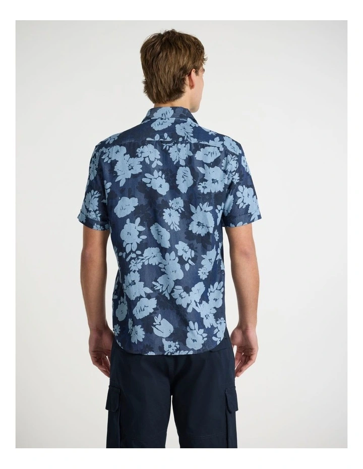 Lucky Short Sleeve Shirt in Chambray image 3