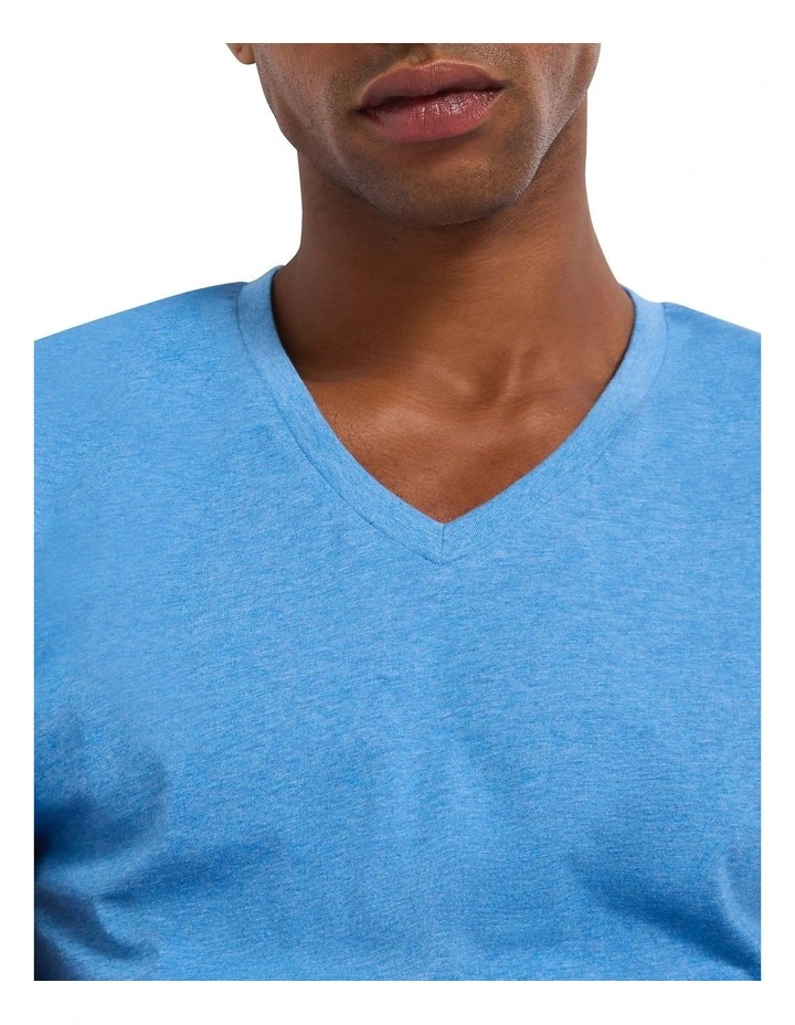 Marle Arnie V Neck in Como Marle image 3