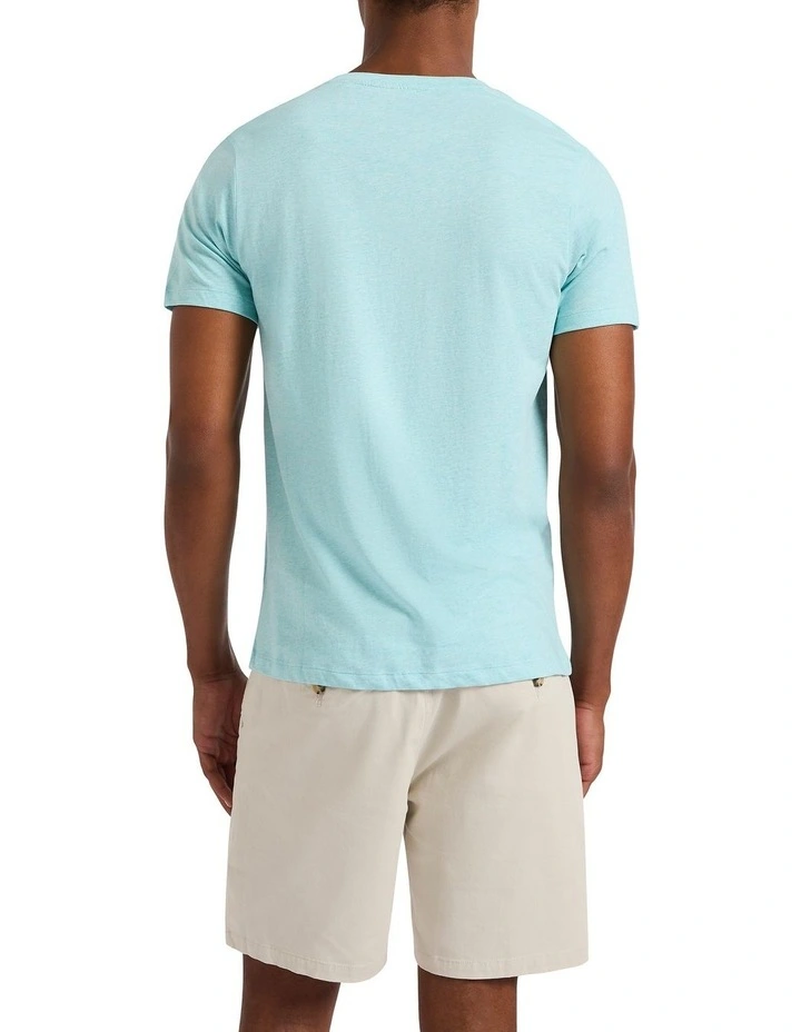 Marle Arnie V Neck in Glacier Marle image 4