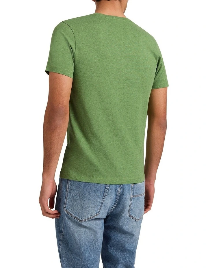 Marle Arnie V Neck in Turf Marle image 4