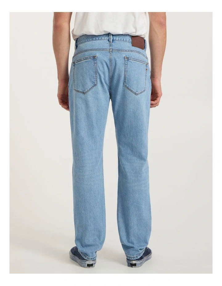 Hugo Relaxed Fit Jean in Light Wash image 4