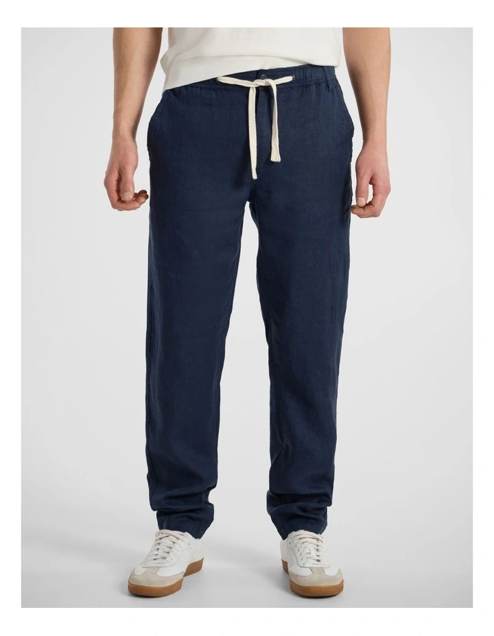 Jasper Linen Pant in Navy image 2
