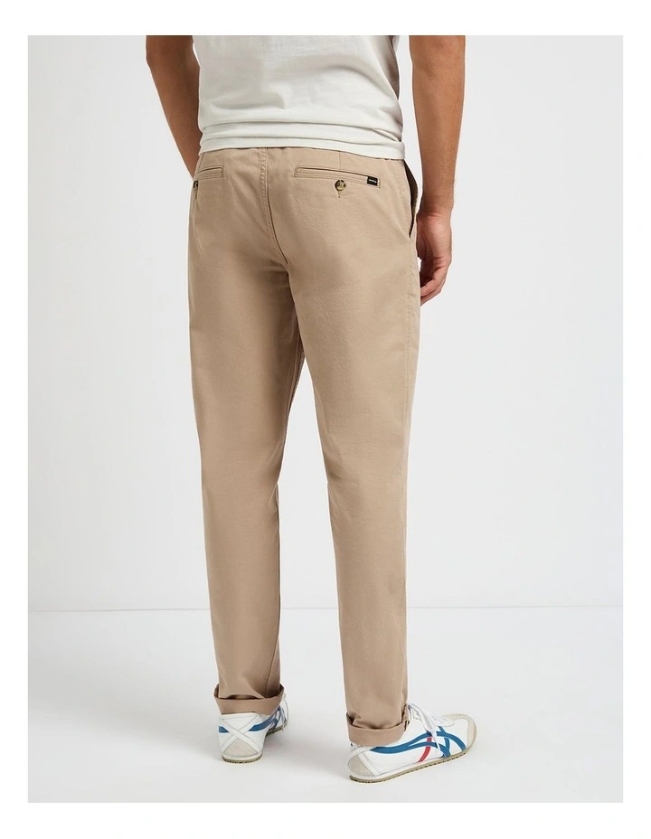 Brayden Slim Fit Chino Pant in Bister image 3