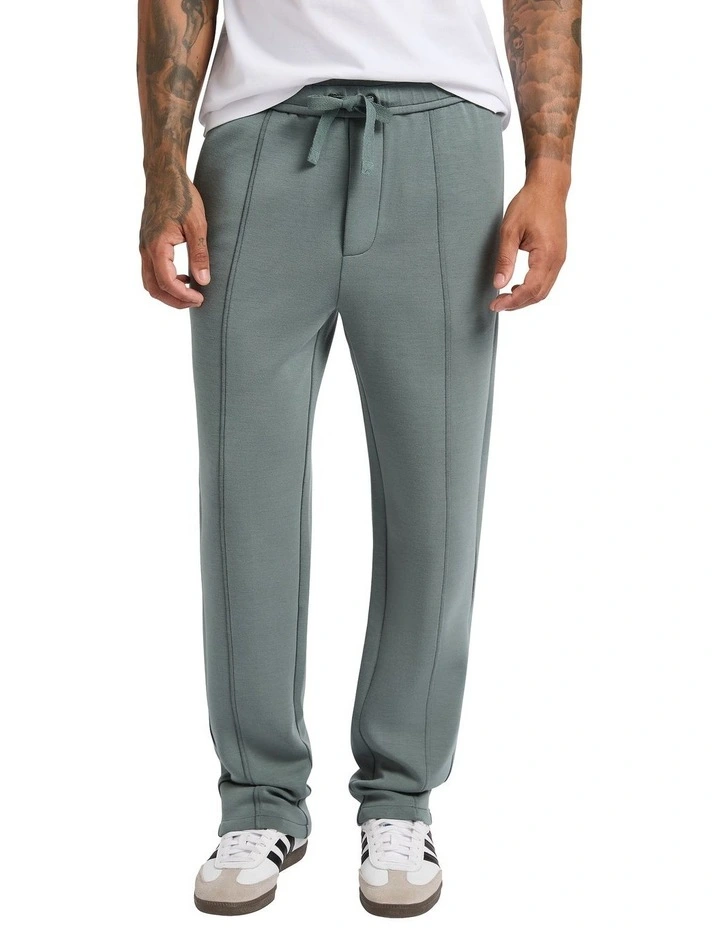 Neo Jogger Pant in Balsam Green image 2