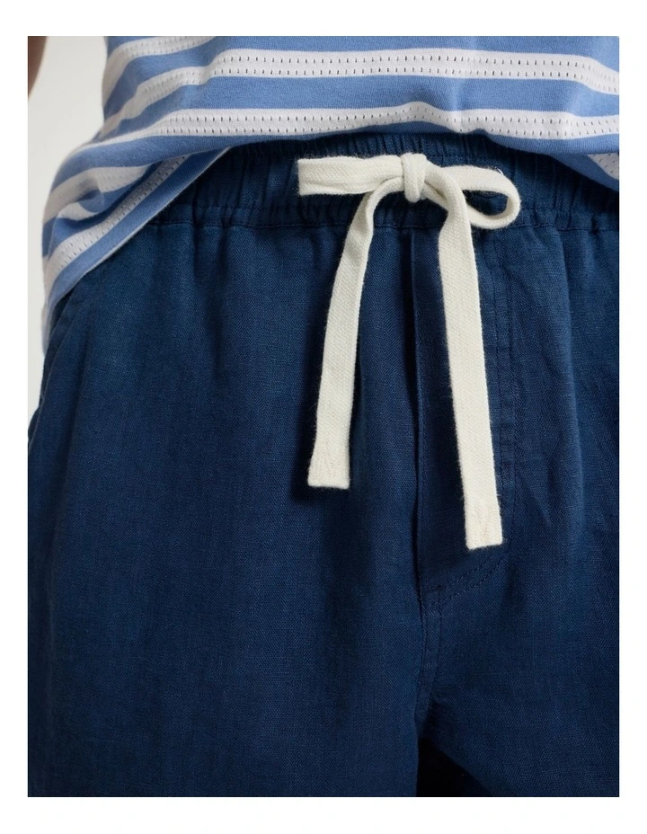 Carter Linen Short in Navy image 4