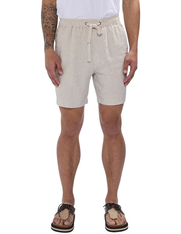 George Linen Short in Natural image 2