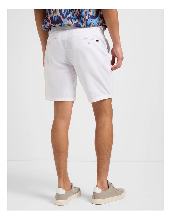 Teddy Linen Toggle Short in White image 3