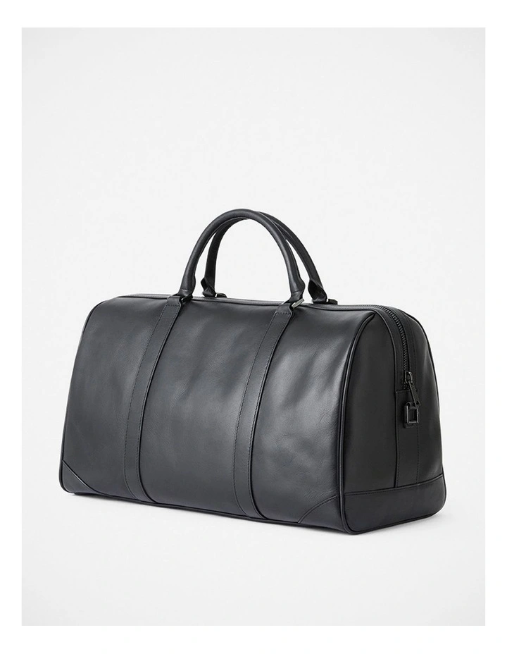 Colin Leather Holdall in Black image 3