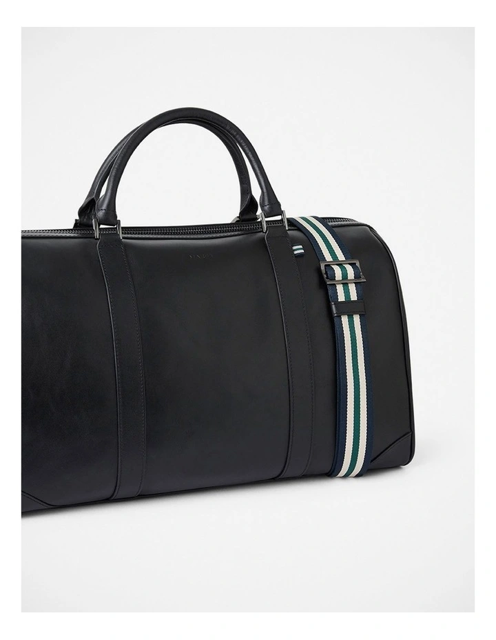 Colin Leather Holdall in Black image 4