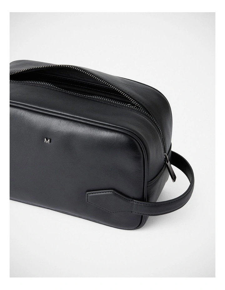 Ruben Leather Washbag in Black image 5