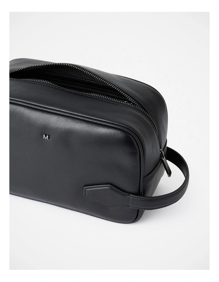 Ruben Leather Washbag in Black image 5