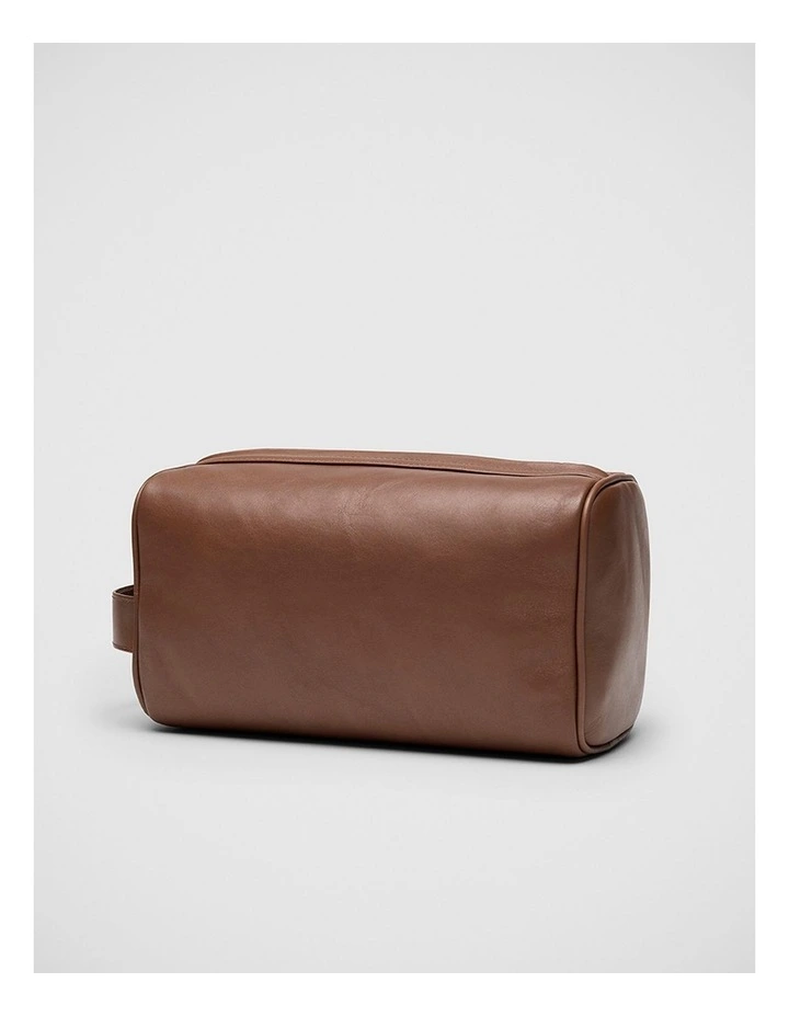 Hayden Leather Washbag in Tan image 2