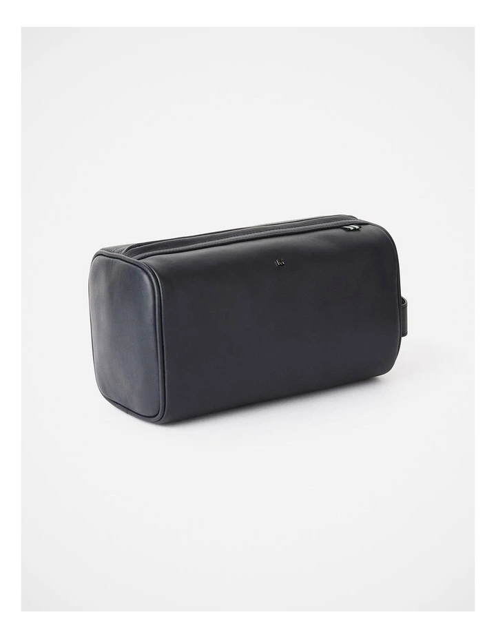 Hayden Leather Washbag in Ink image 4