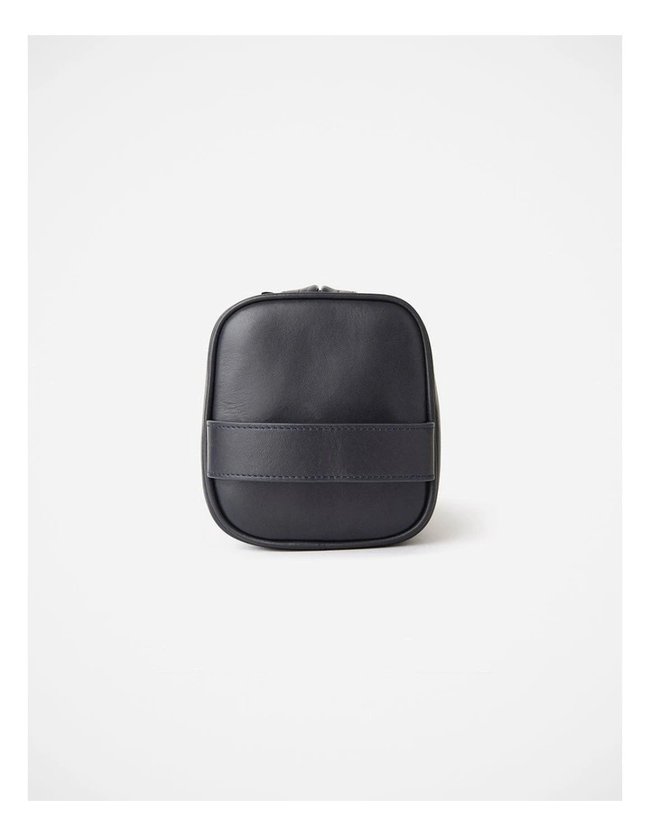 Hayden Leather Washbag in Ink image 5