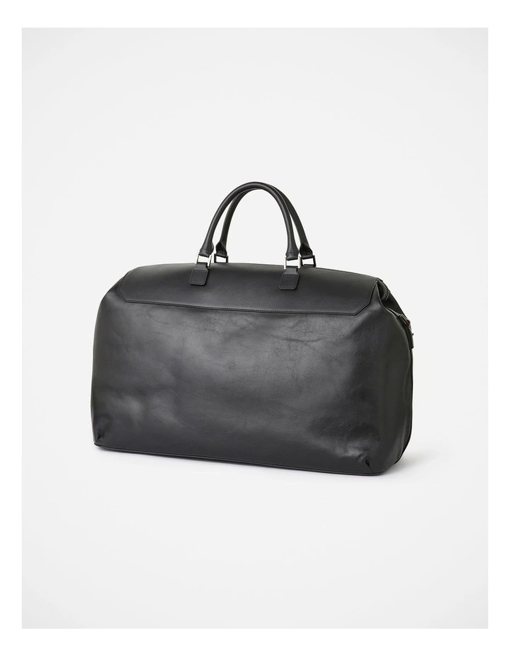 Bellamy Leather Holdall in Black image 2
