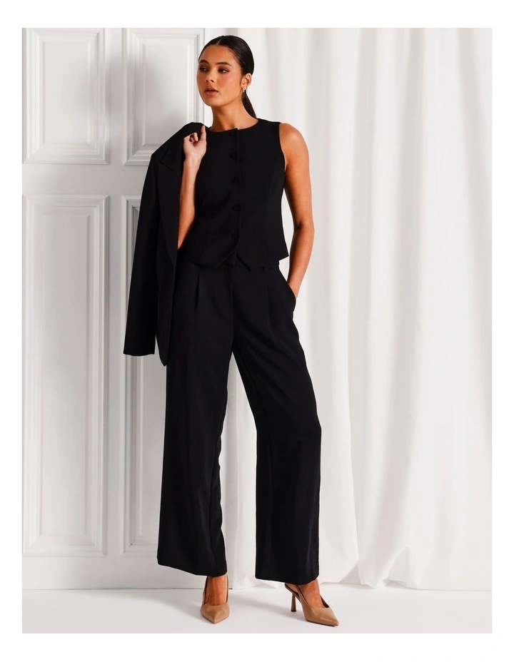 Boat Neck Vest in Black image 7