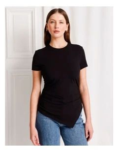 Asymmetrical Hem Ruched T-Shirt in Black