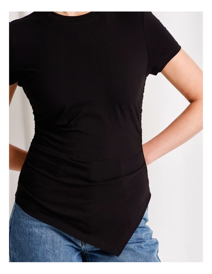 Asymmetrical Hem Ruched T-Shirt in Black image 4