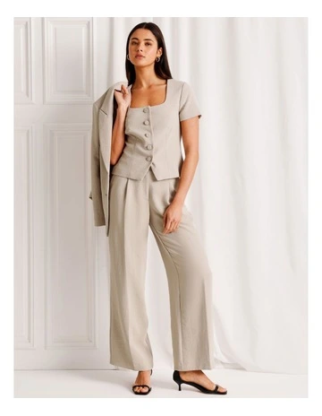 Pleat Front Wide Leg Pant in Taupe