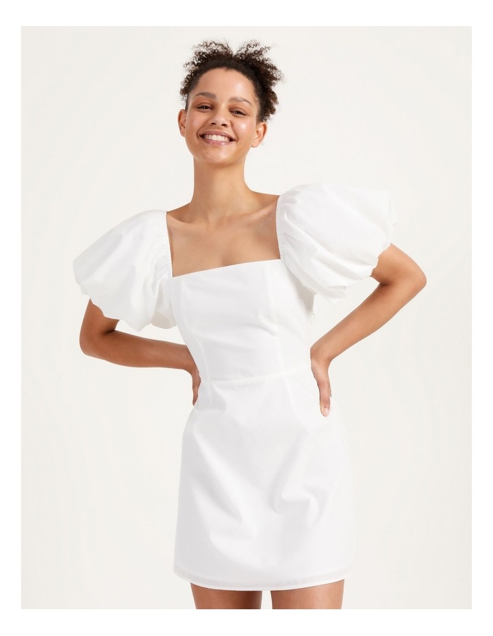 white long puff sleeve dress