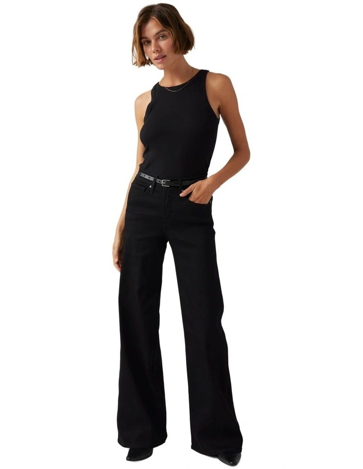 318 Shaping Wide-Leg Jeans in Soft Black image 4