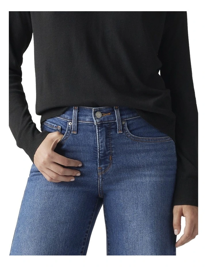 318 Shaping Wide-Leg Jeans in Blue image 4