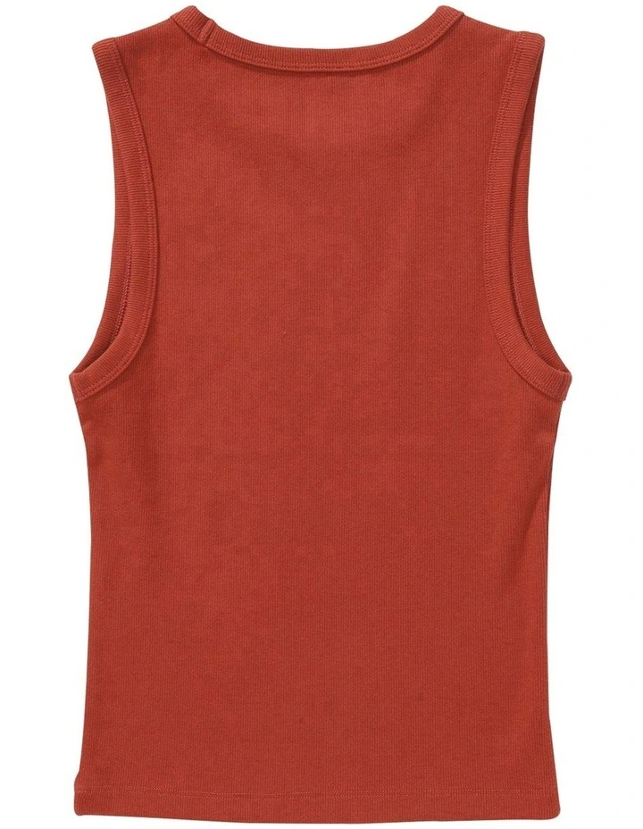Main Squeeze Muscle Tank Top in Cinnabar image 4