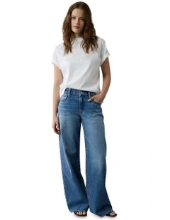 Strigid Low-Rise Ultra Wide-Leg Jeans in Medium Tinted Indigo