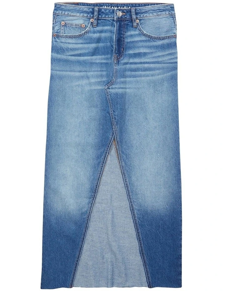 Low-Rise Denim Maxi Skirt in Blue image 3