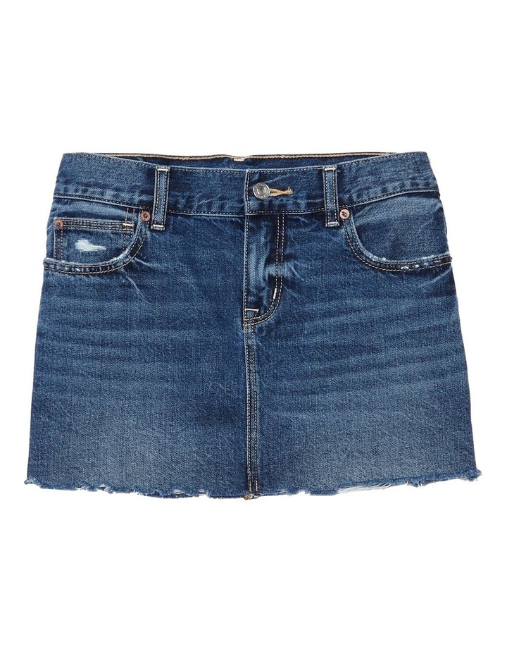 Low-Rise Denim Mini Skirt in Blue image 4