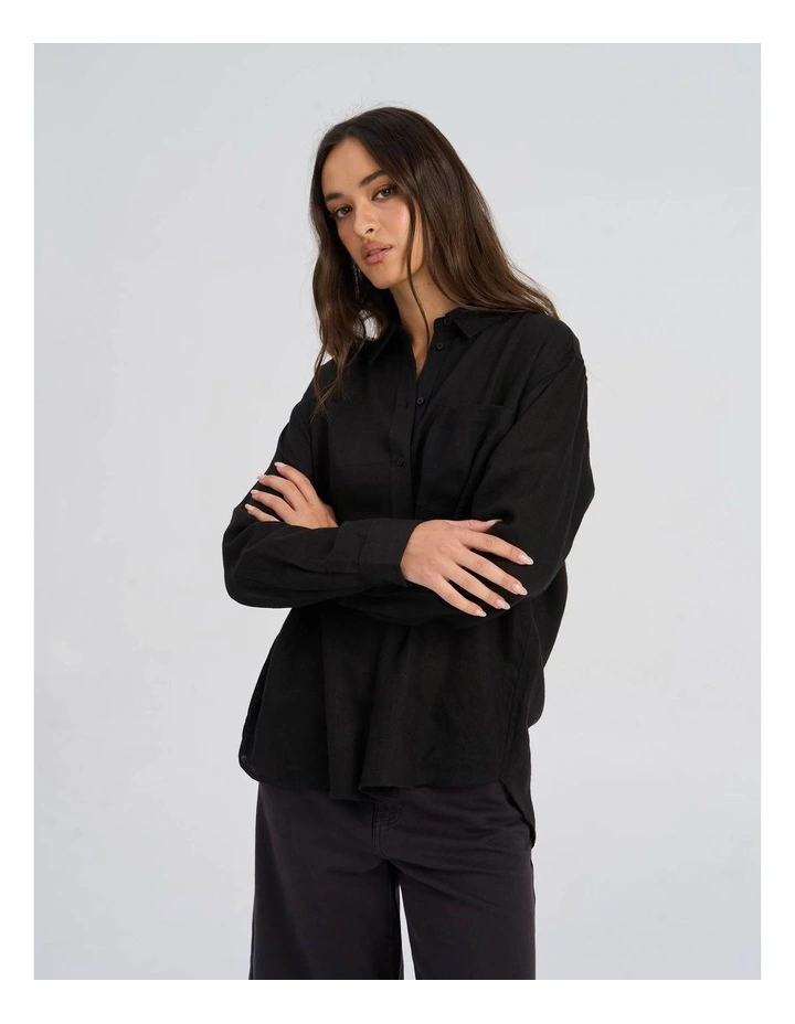 Bruxelles Long Sleeve Buttoned Shirt in Black image 6